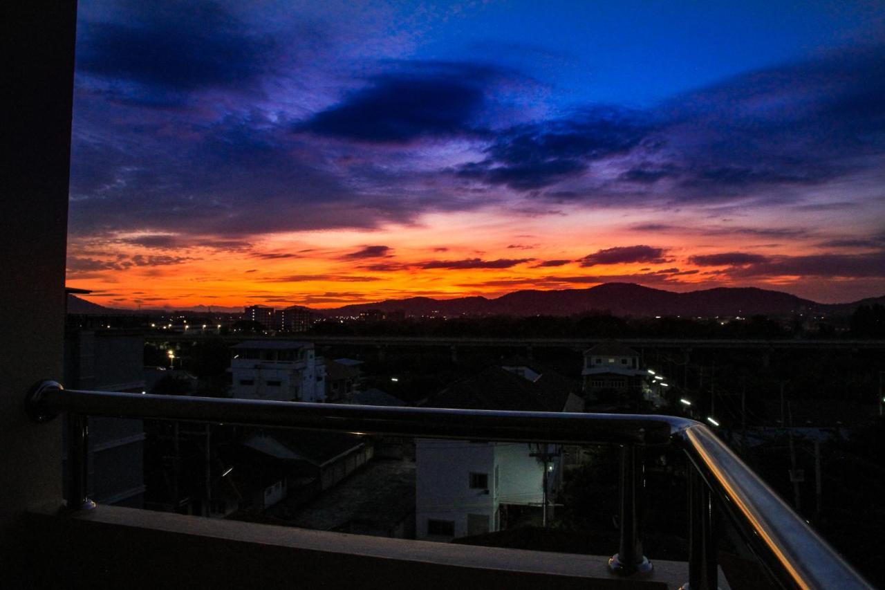 Sky Villa Hua Hin Guesthouse - Adults-Only Экстерьер фото