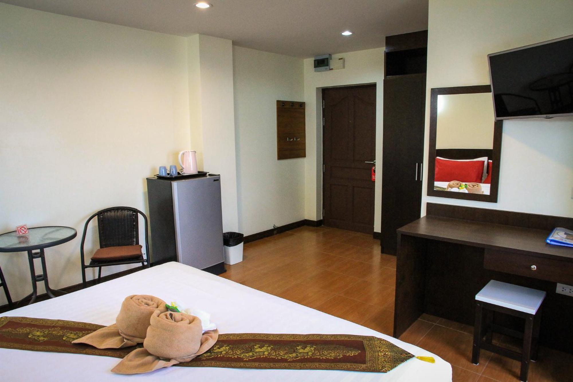 Sky Villa Hua Hin Guesthouse - Adults-Only Экстерьер фото